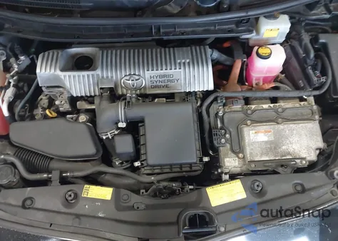 2011 Toyota Prius Three z USA, uszkodzony, nr VIN JTDKN3DU4B0293557